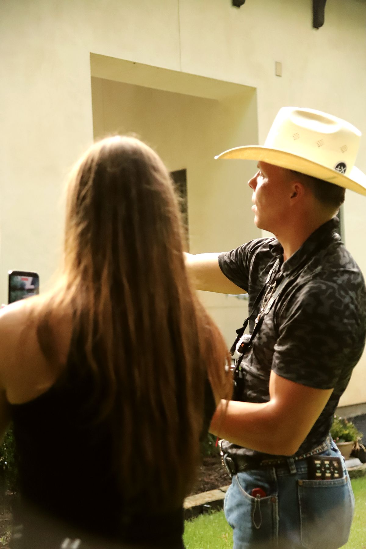 Close-range direction on set between a shooter and a subject